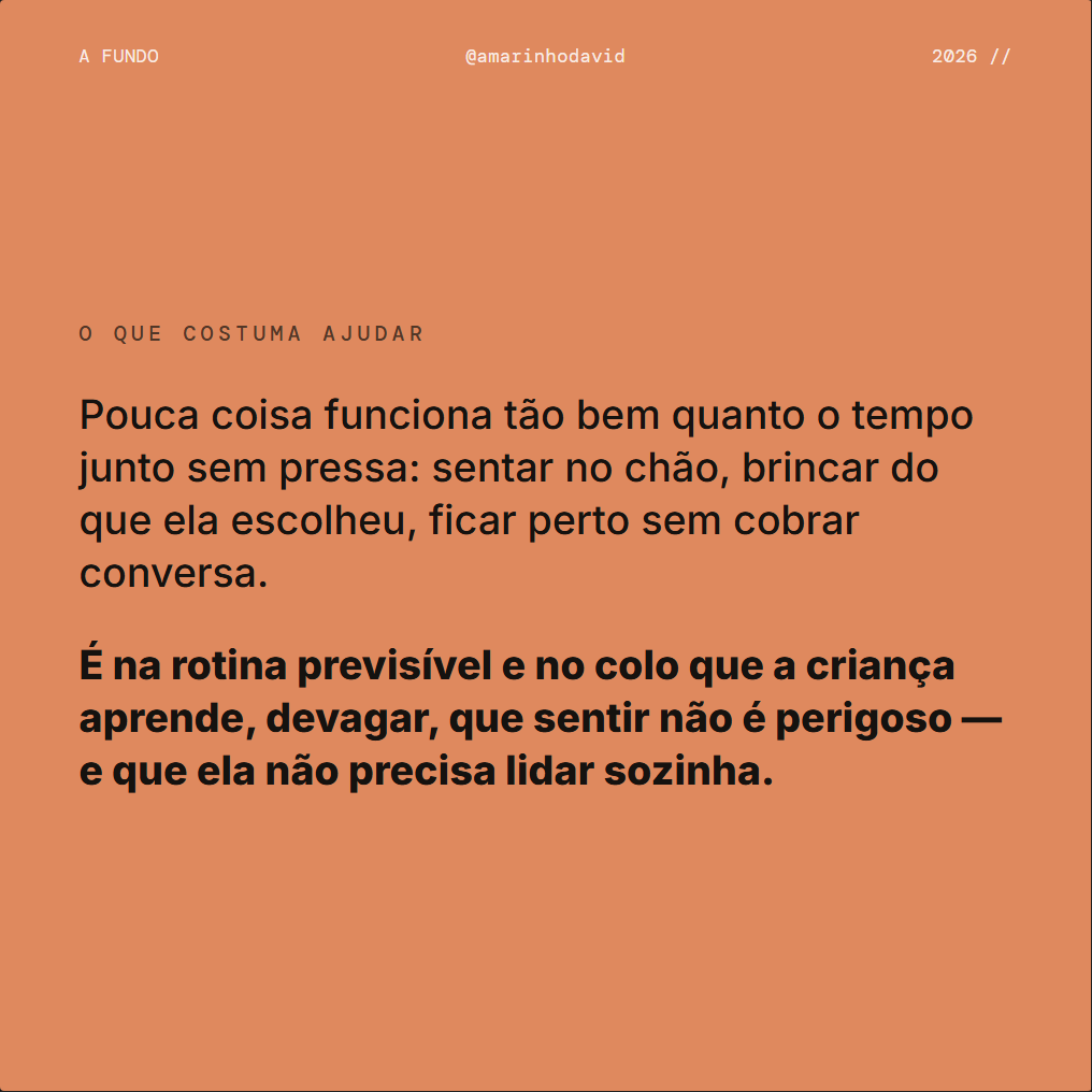 Slide 6 de 10, Ilustrado: ilustração de vínculo familiar com lista de orientações.