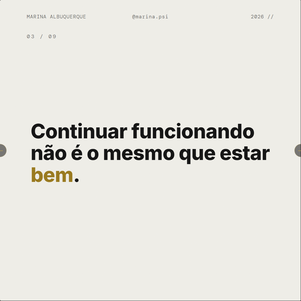 Slide 4 de 10, Minimal: desenvolvimento do tema em texto sóbrio sobre fundo navy.